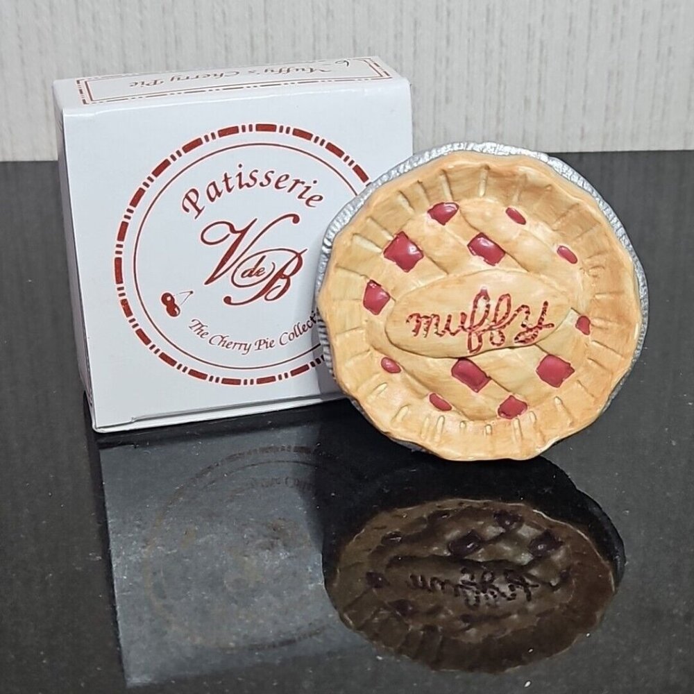 Muffy VanderBear Patisserie The Cherry Pie Collection Resin Accessory 1992 NOS
